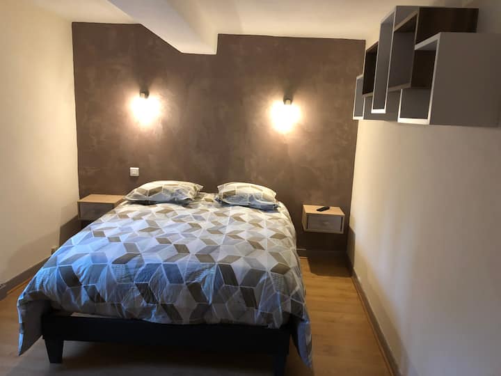 غرفة النوم 2