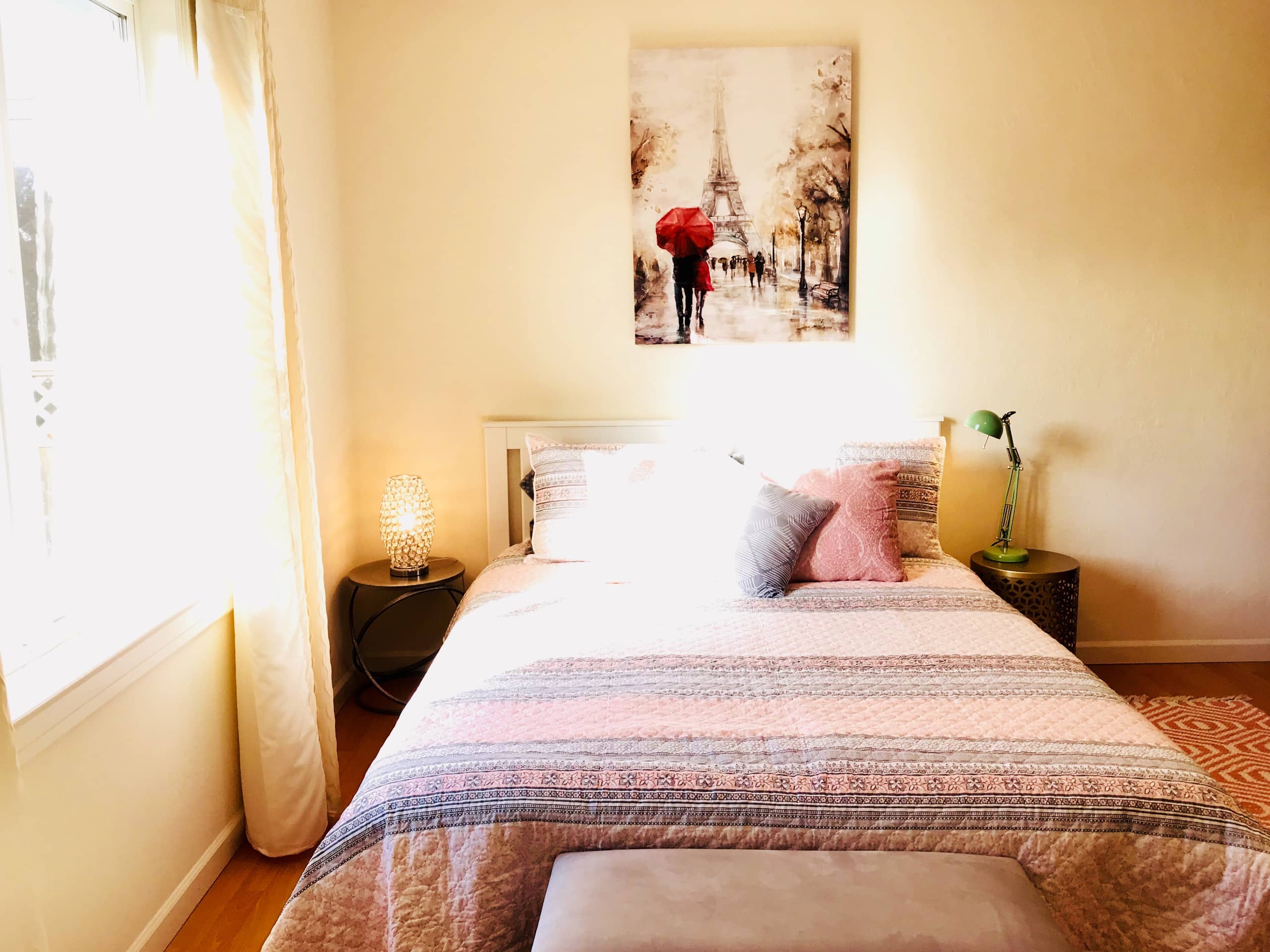 Relaxed 3B/2Ba Home with Private Parking - Image 45