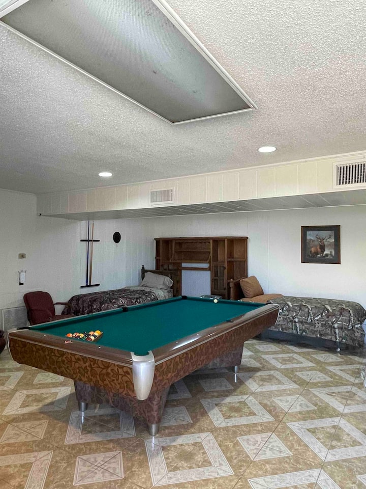 Prostorija za bilijarski stol/2. spavaća soba 