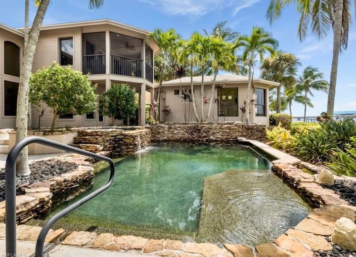 images Beach Homes In Florida Airbnb tropical florida mansion villas for