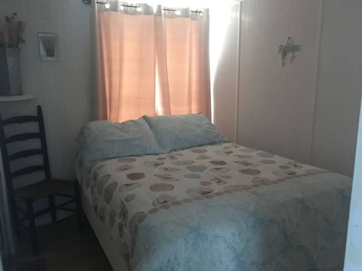Dhomë gjumi 2