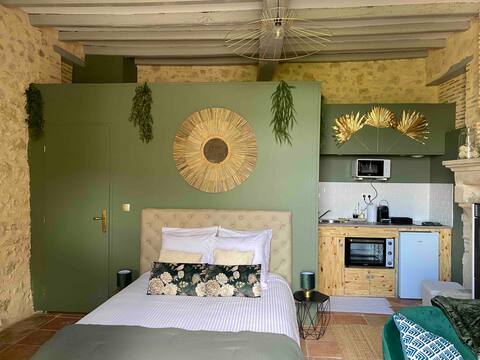 Self-catering studio with terrace