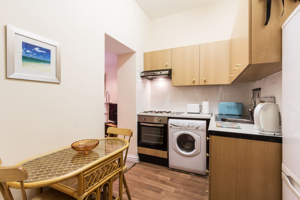 Fitted kitchen