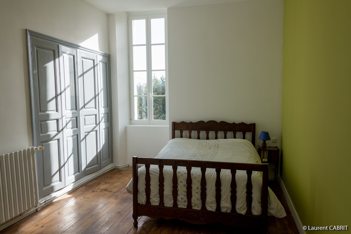 Chambre Verte 14 m² - Lit Double 140x190