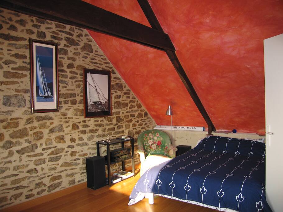 Chambre n°6 au 2nd étage