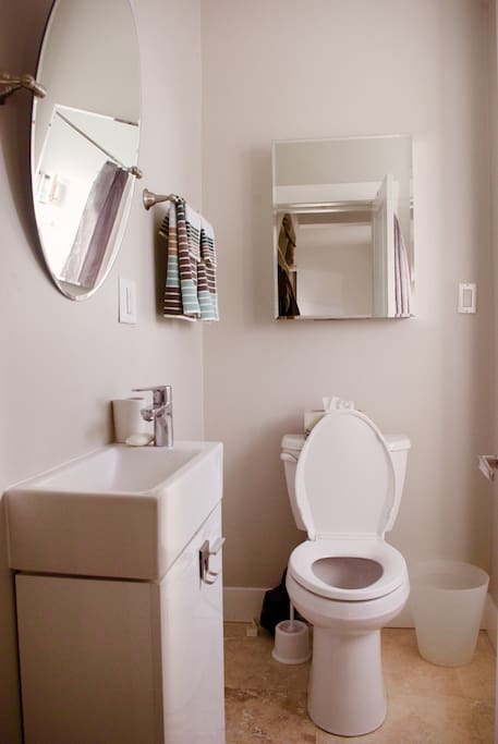 Full access to bathroom on the main floor.