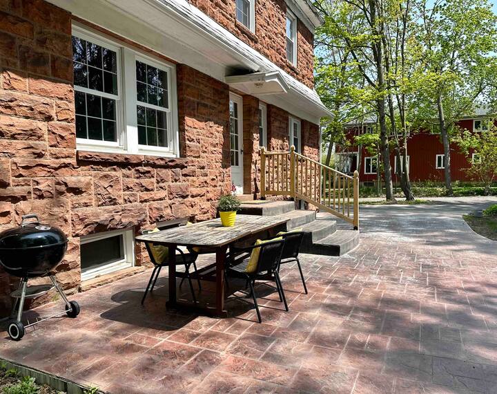 Scheller House Downtown 2600 ft.² 4 br 1920’s Houses for Rent in