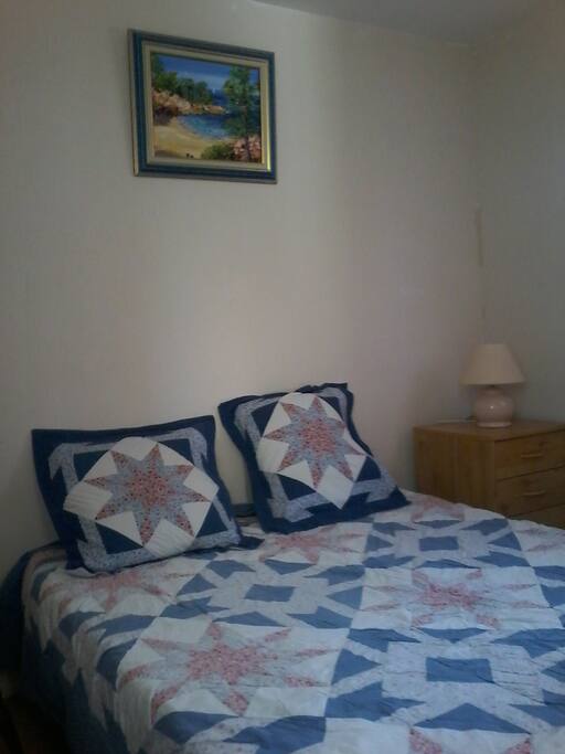 UNE DES CHAMBRES