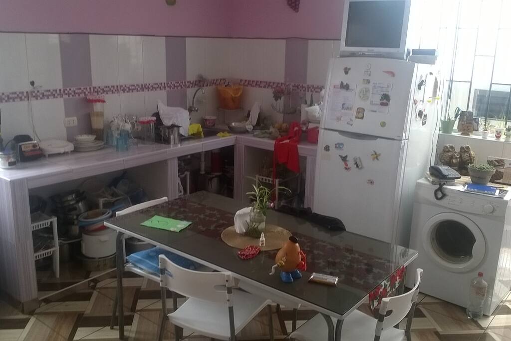 Cocina y Lavandería Común