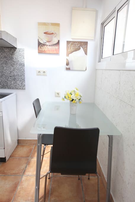 ESPACIO PARA COMER. USO PRIVADO