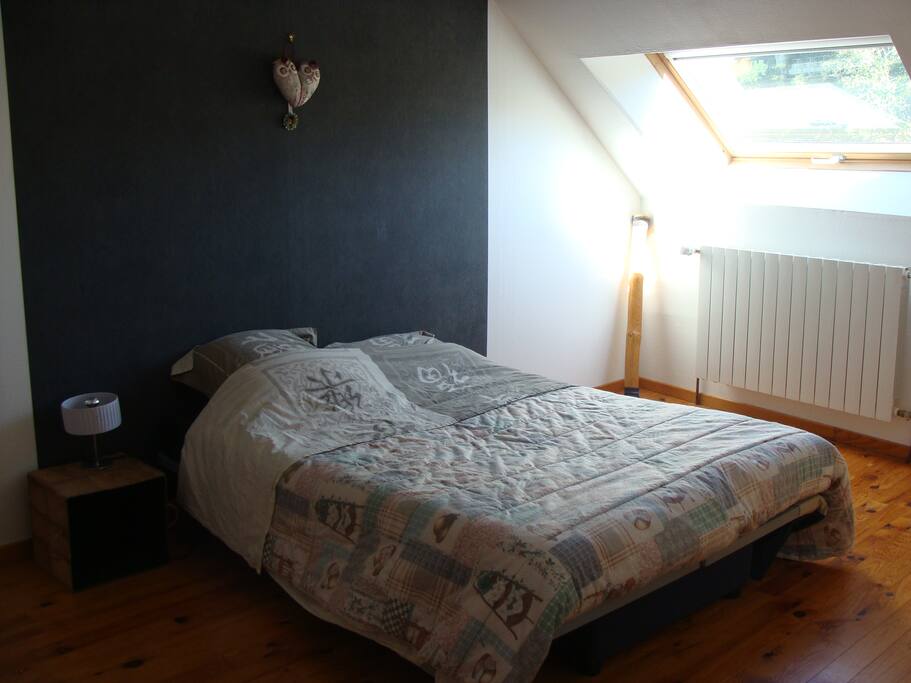 Chambre au calme avec vue sur le jardin