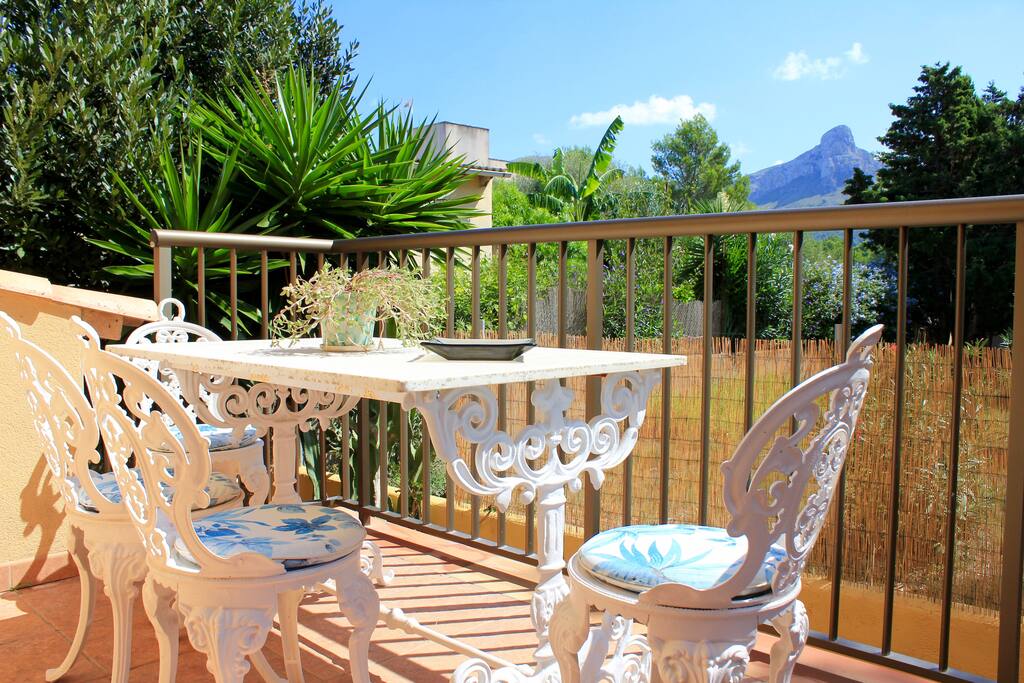 Terraza con vistas a la montaña