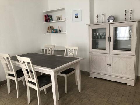 Apartment near pal