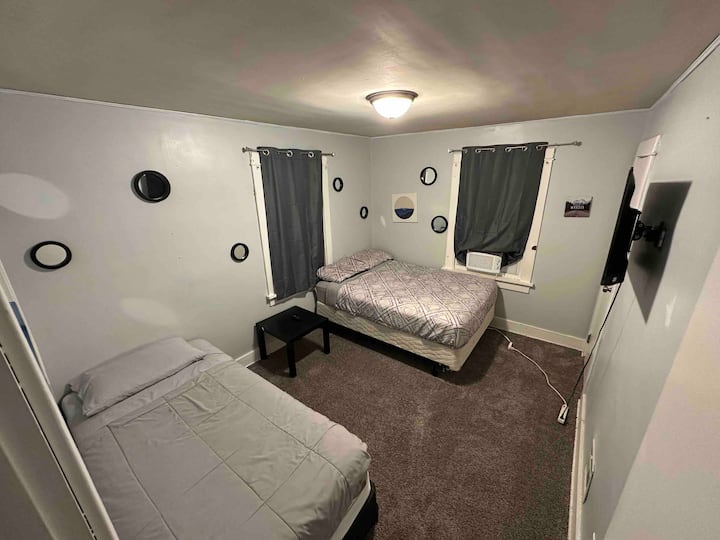 غرفة النوم 2