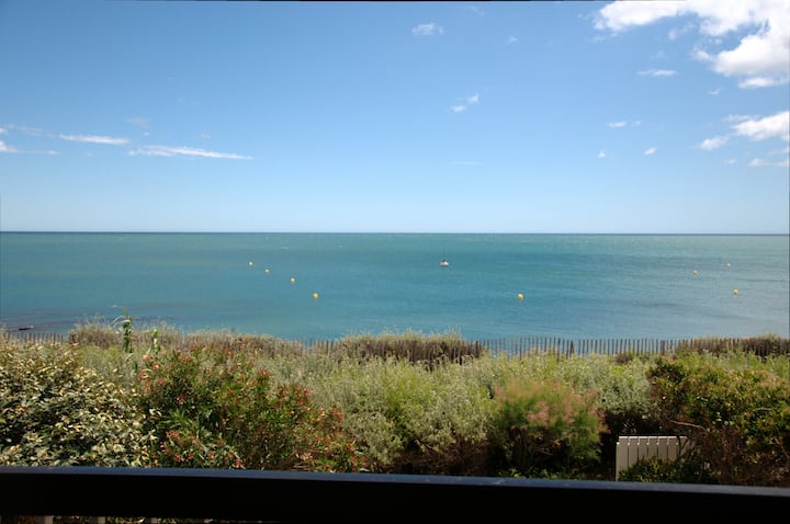 Plage De La Conque T2 Vue Imprenable Sur La Mer Appartementen Te Huur In Le Cap D Agde Languedoc Roussillon Frankrijk