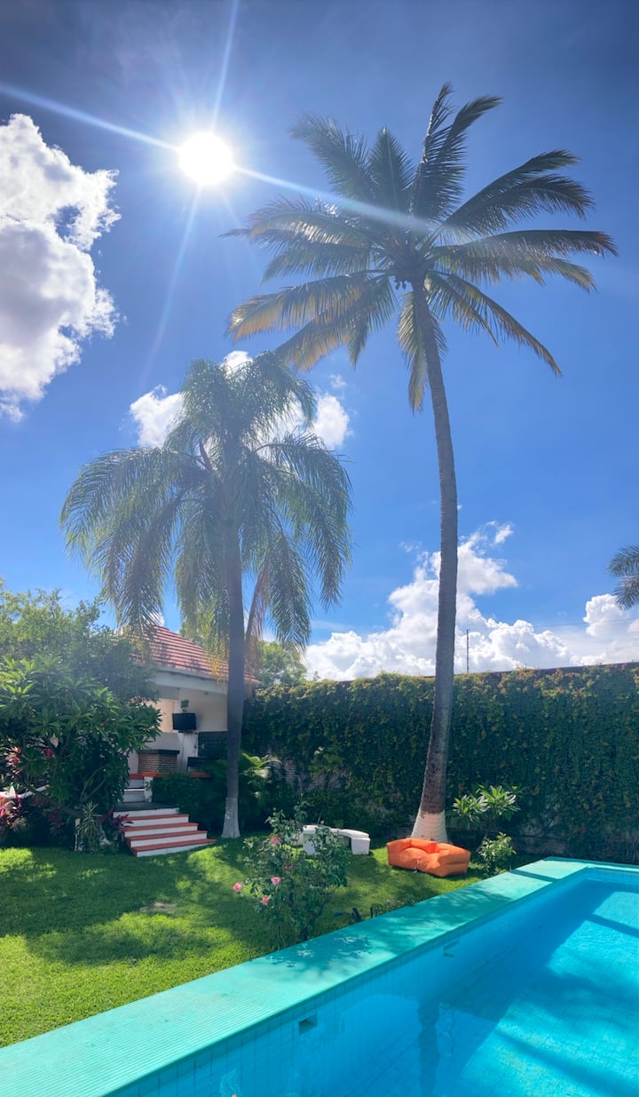 Villa Luna in Lomas de Cuernavaca Calle Cerrada Houses for Rent in Tres de Mayo, Morelos