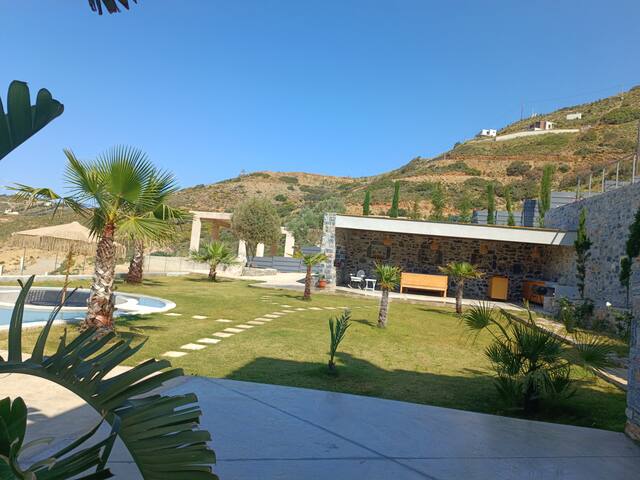 Blue Vedere Private villa with sea view gallery image 4