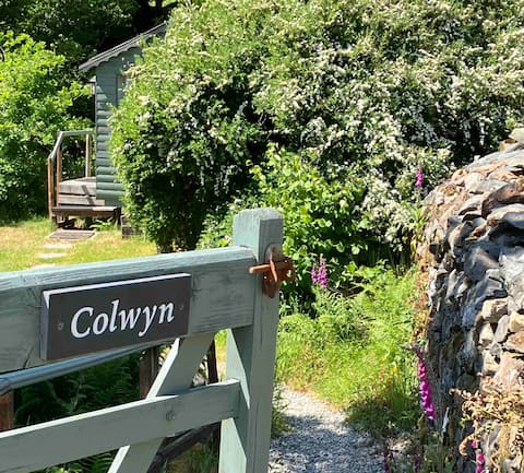 Colwyn Cabin Beddgelert Gwynedd LL55 4UU.