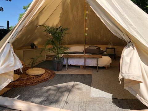 Sahara tent met zwembad en hottub eigen sanitair
