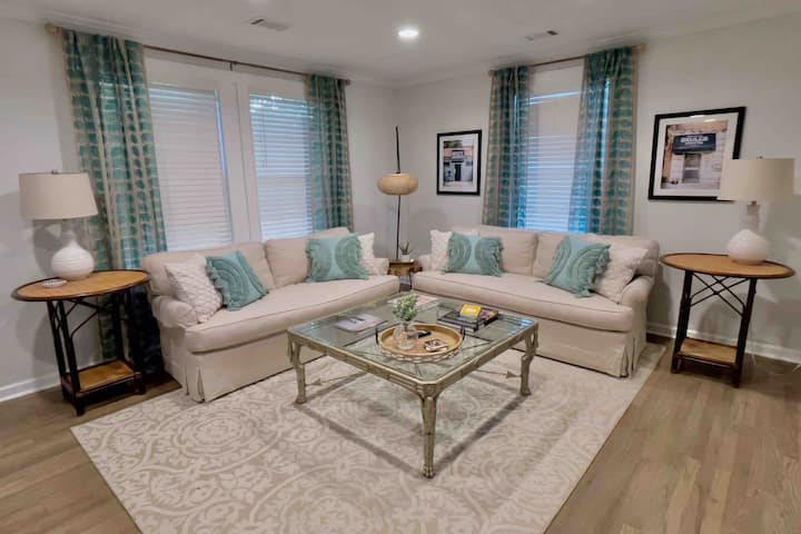 East Nashville Bungalow - Close To Everything! - Nashville, TN