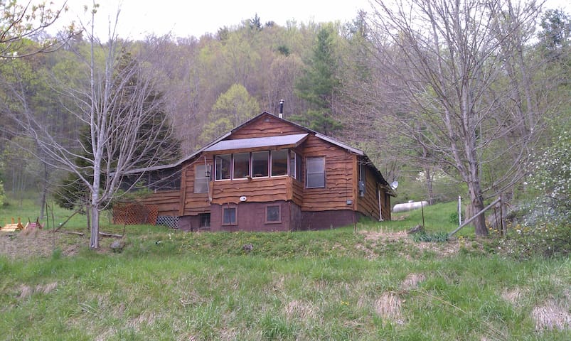 Airbnb Hot Springs Vacation Rentals Places To Stay North