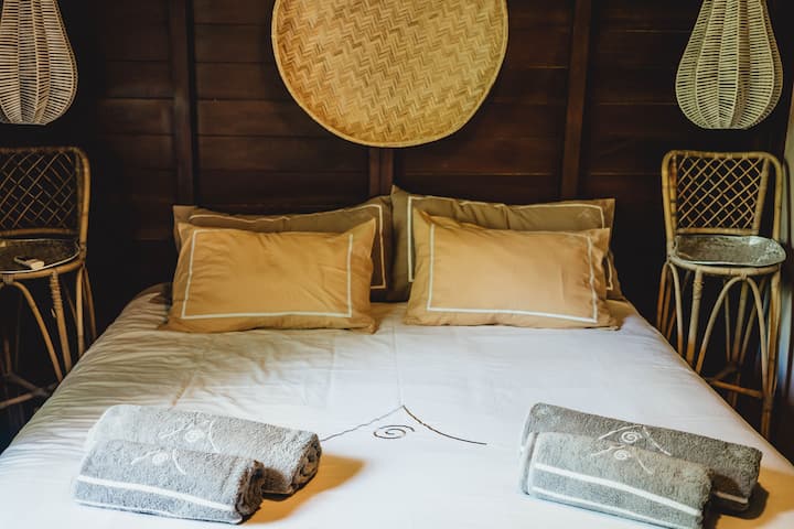 ห้องนอน 2 (Bedroom 2)