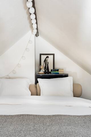 historisch pakhuis in hartje Gent gallery image 2