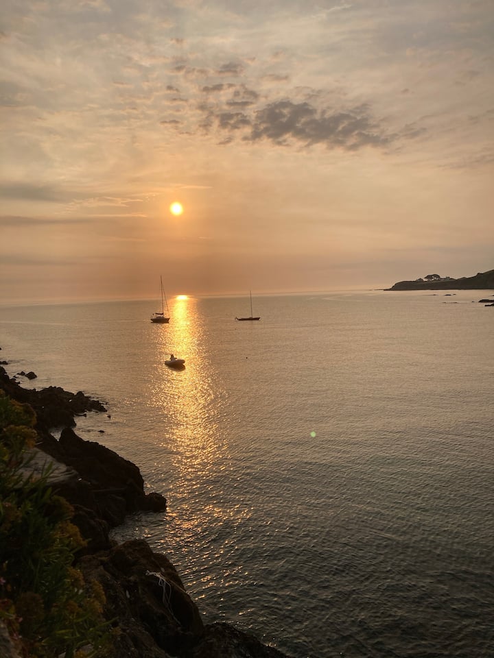 Mevagissey Boutique Flatlet / sea & country views