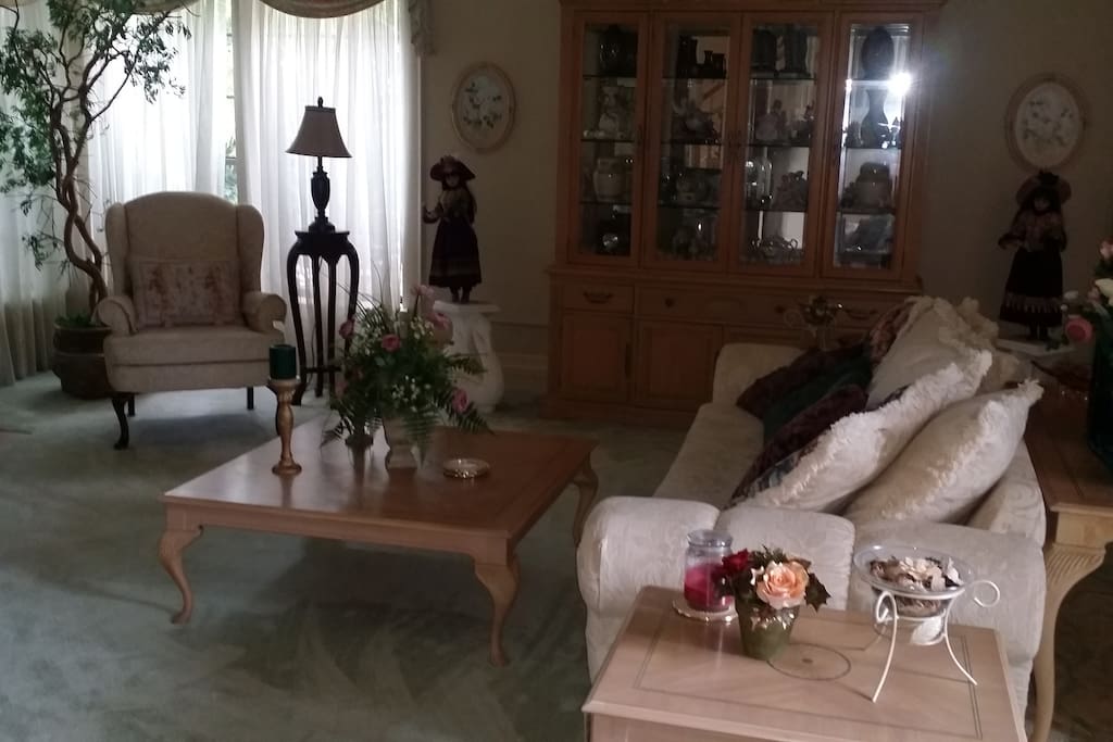 Formal living room