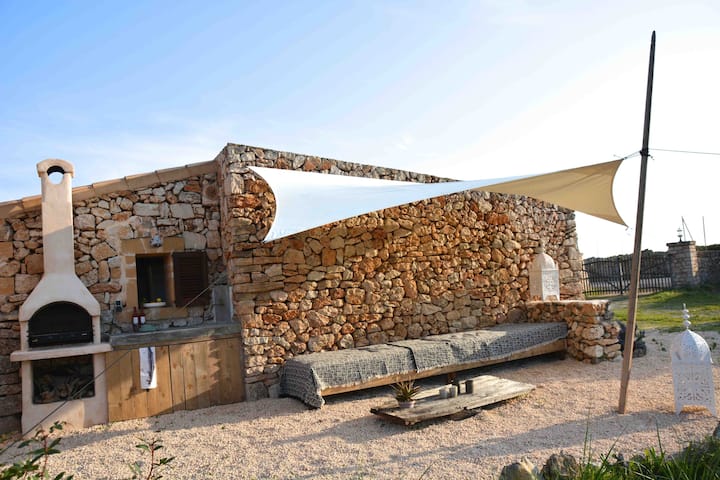 Lovely Beachhouse with sea view