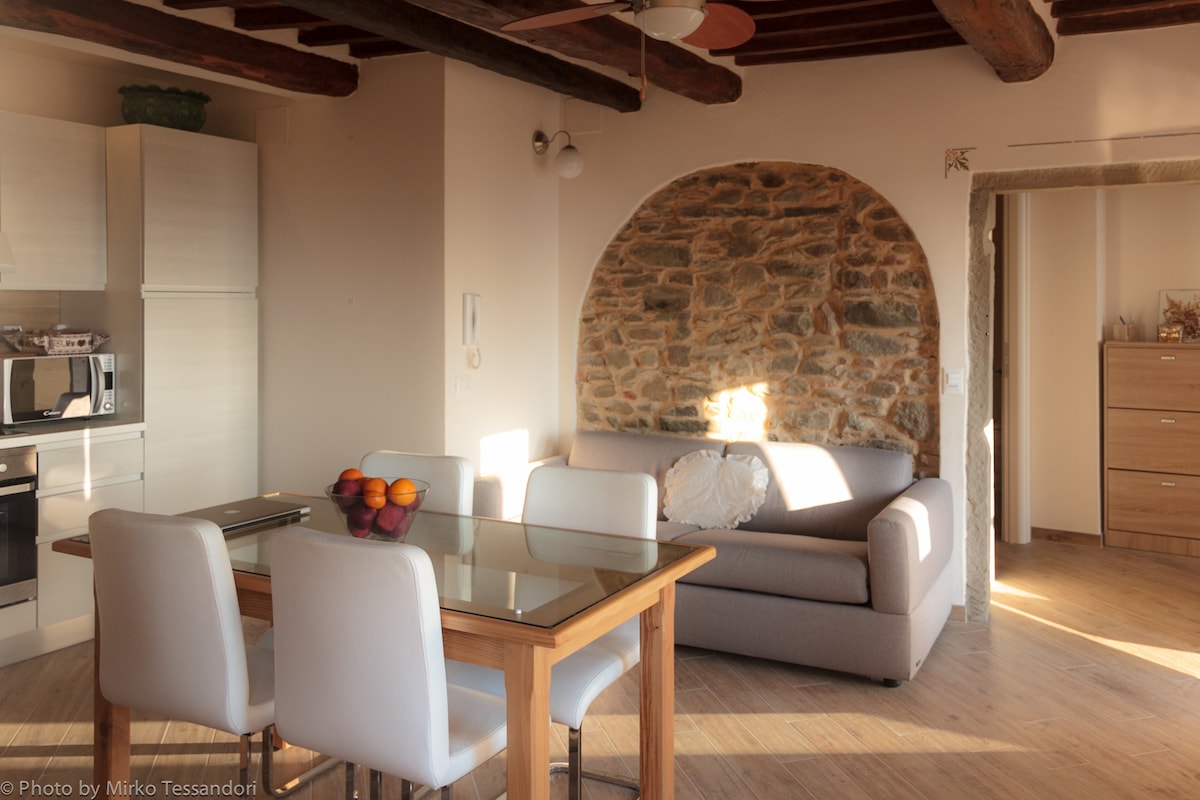 Top Airbnb: The Terrace on the Valley in Arezzo