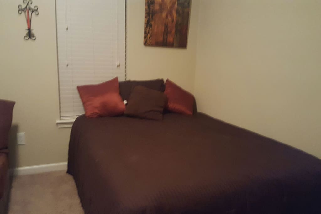 queen bed