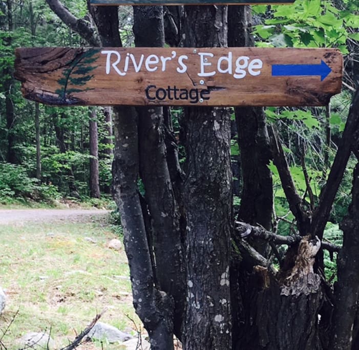 River's Edge Cottage Sign