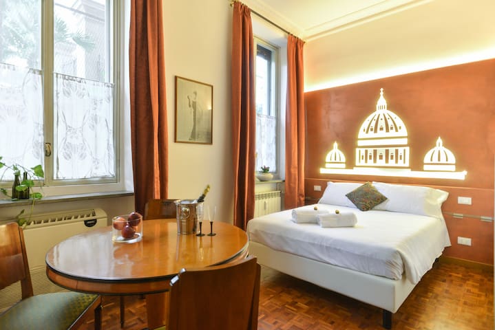 Appartamento 6 camere en suite centro Roma+Garage gallery image 3