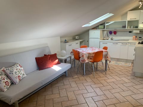 Proprietà Airbnb di successo: Attic “TerrazzaVistaCielo” a Cervia