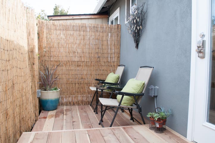 Mariposa Studio in Mountain View