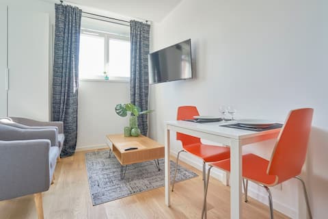 Popular Airbnb listing: La Halte Lilloise, Cozy studio on the outskirts of Lille in La Madeleine
