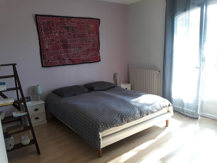 Dormitorio principal 1 con baño