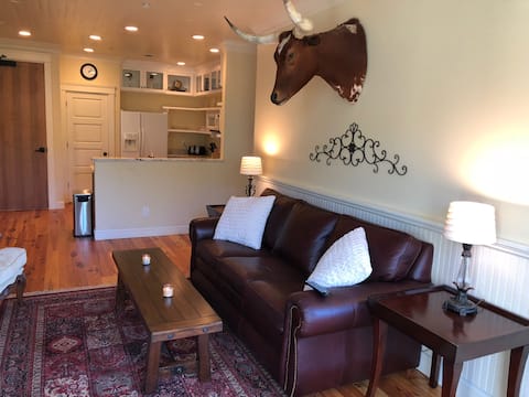 Top performing Airbnb: Downtown Wake Forest Loft #2 in Raleigh / Cary