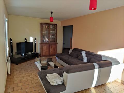 Fully equipped functional house, classified 2 * *
