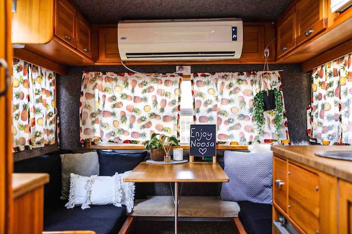 A beautiful getaway in a retro 80’s caravan
