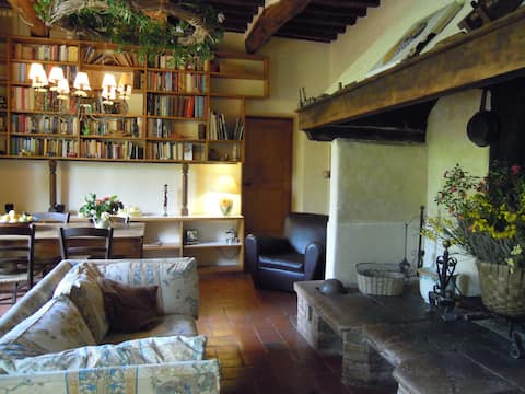 Popular Airbnb listing: Chianti Traditional Country Villa in San Casciano In Val Di Pesa