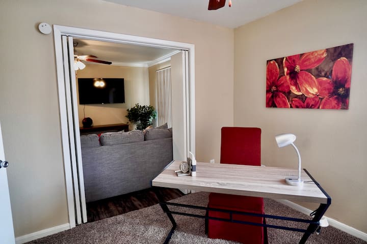 Work in/private office & Relax in Private Home