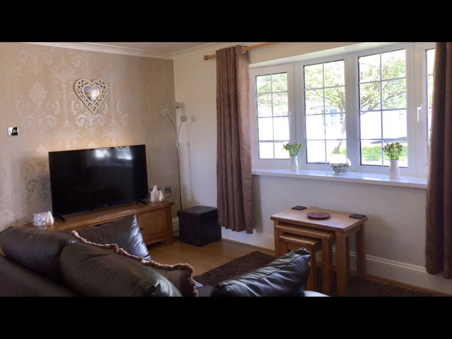 Lounge.