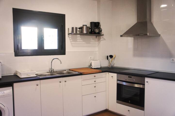 Alojamiento Rural El Montgrí. Turismo rural. gallery image 5