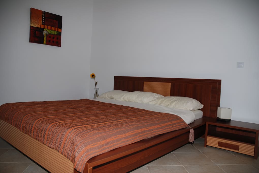 Main bedroom with en suite bathroom and built in wardrobe.