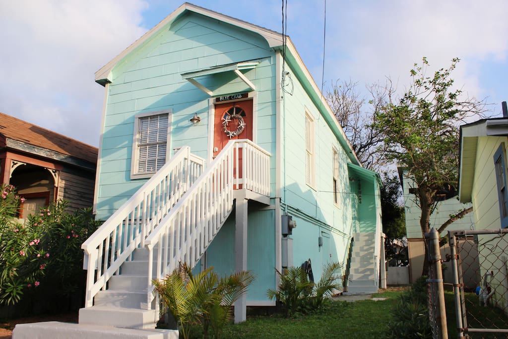 The Blue Crab is located in the historic San Jacinto neighborhood.