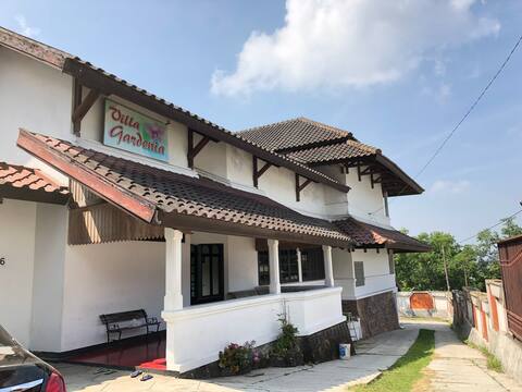 Bandungan Sewa Tempat Berlibur Rumah Indonesia Airbnb