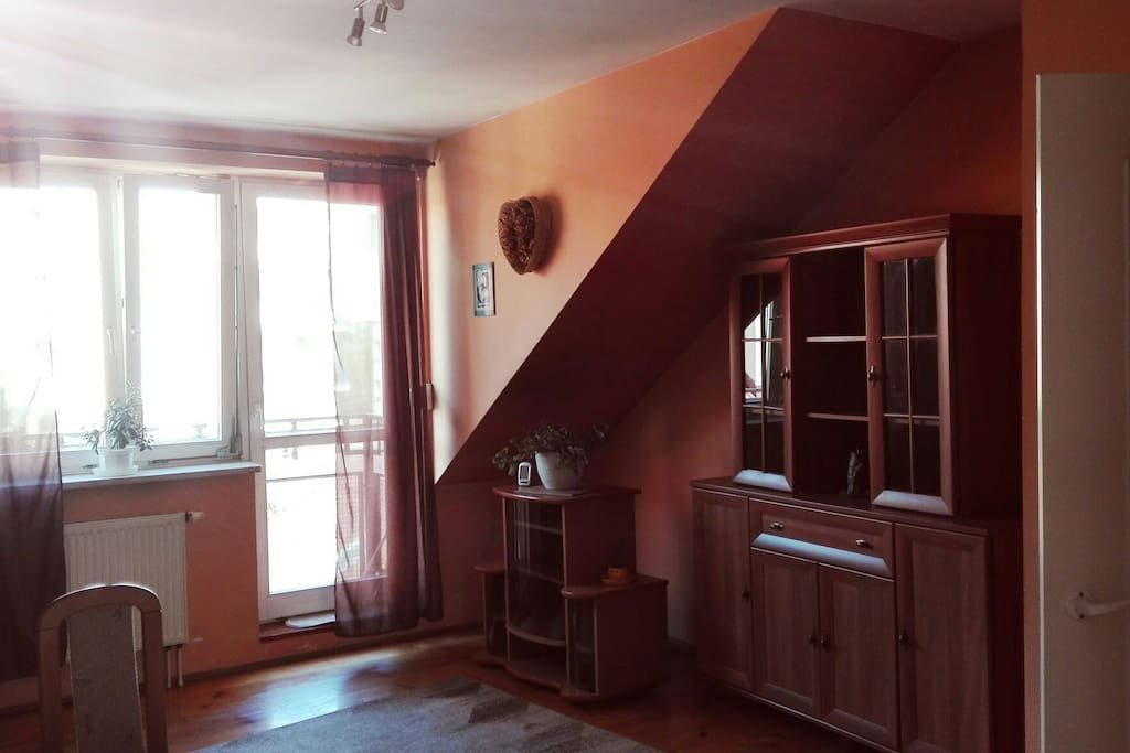 Pokój z balkonem/room with a balcony