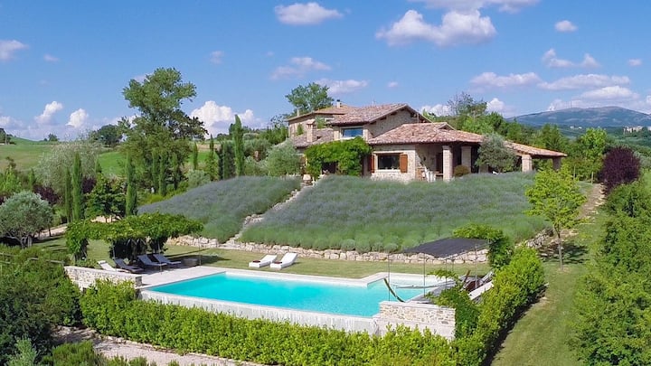 Casale Delle Lavande 10, Emma Villas - Todi